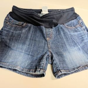 American 🌟 Star Original denim maternity shorts